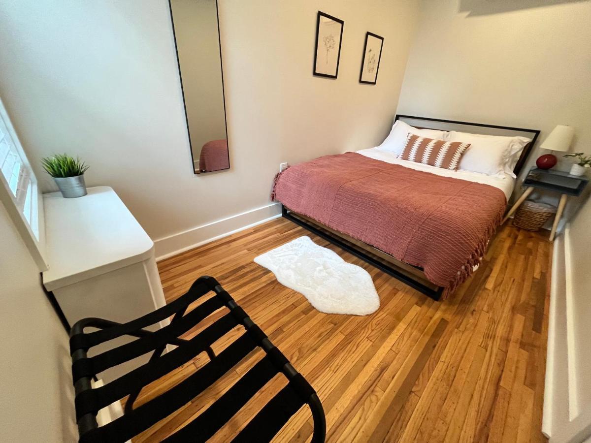Modern + Airy Fishtown Townhouse W/ Arcade Holiday home *