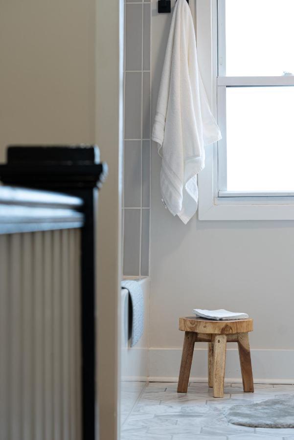 Holiday home Modern + Airy Fishtown Townhouse W/ Arcade *